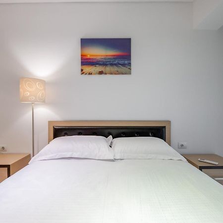 Mato Luxury Apartments Sarande Ngoại thất bức ảnh