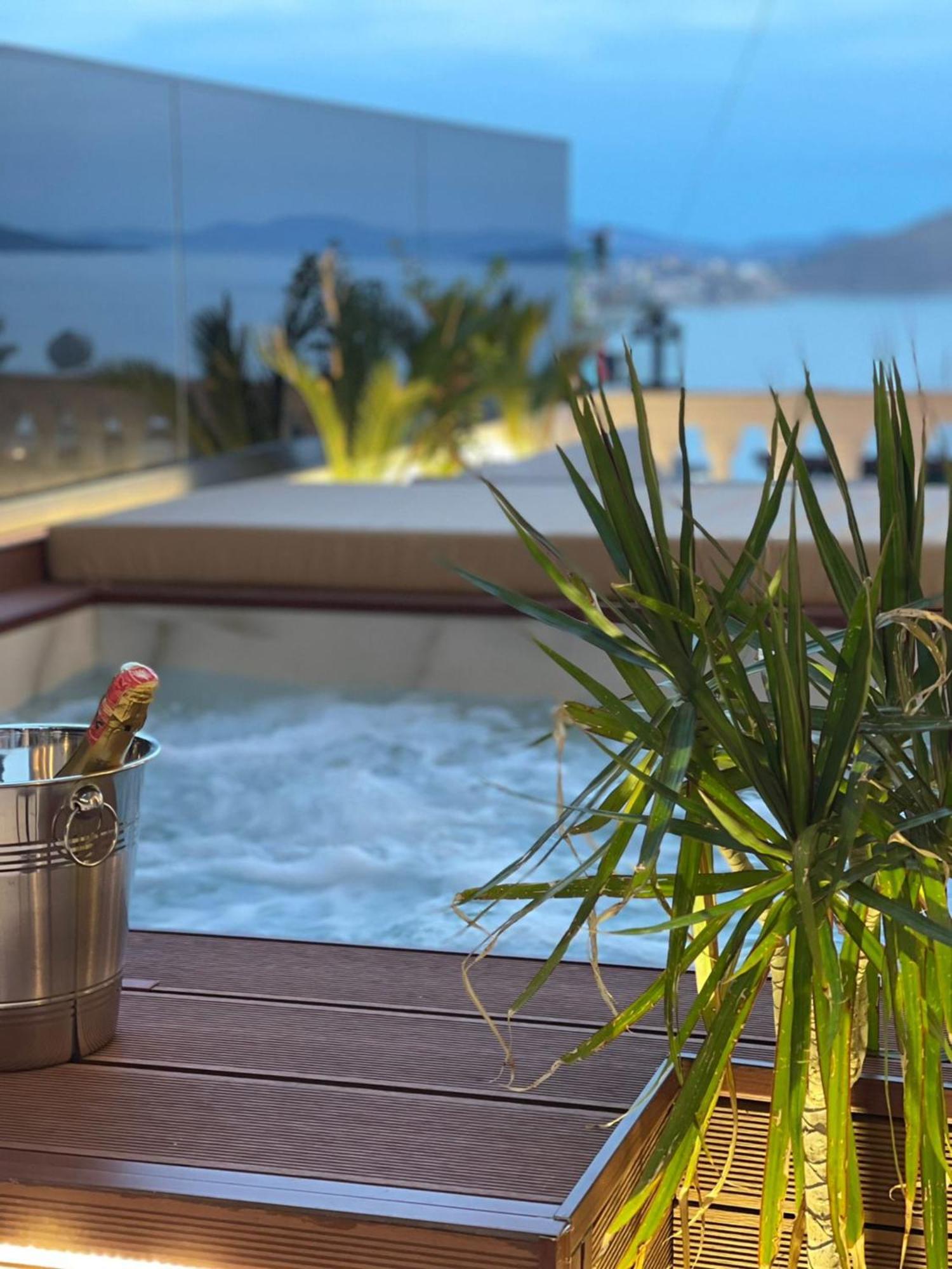 Mato Luxury Apartments Sarande Ngoại thất bức ảnh