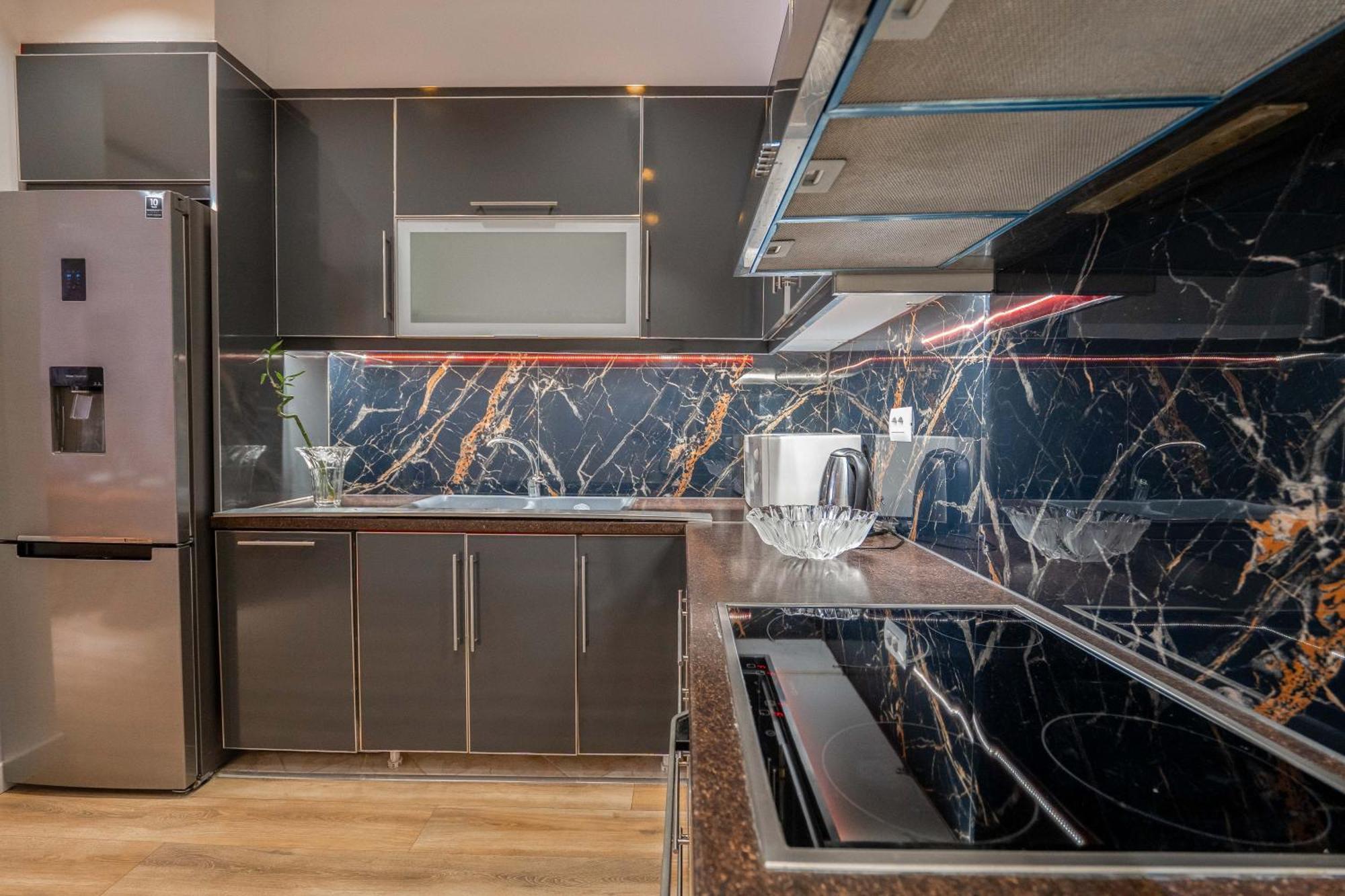 Mato Luxury Apartments Sarande Ngoại thất bức ảnh