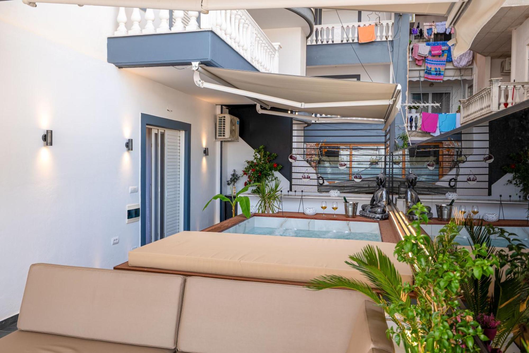 Mato Luxury Apartments Sarande Ngoại thất bức ảnh
